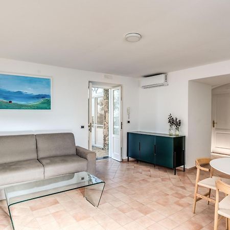 Villa Giulia Boutique Views Pool And Guest Services Sorrento Luaran gambar