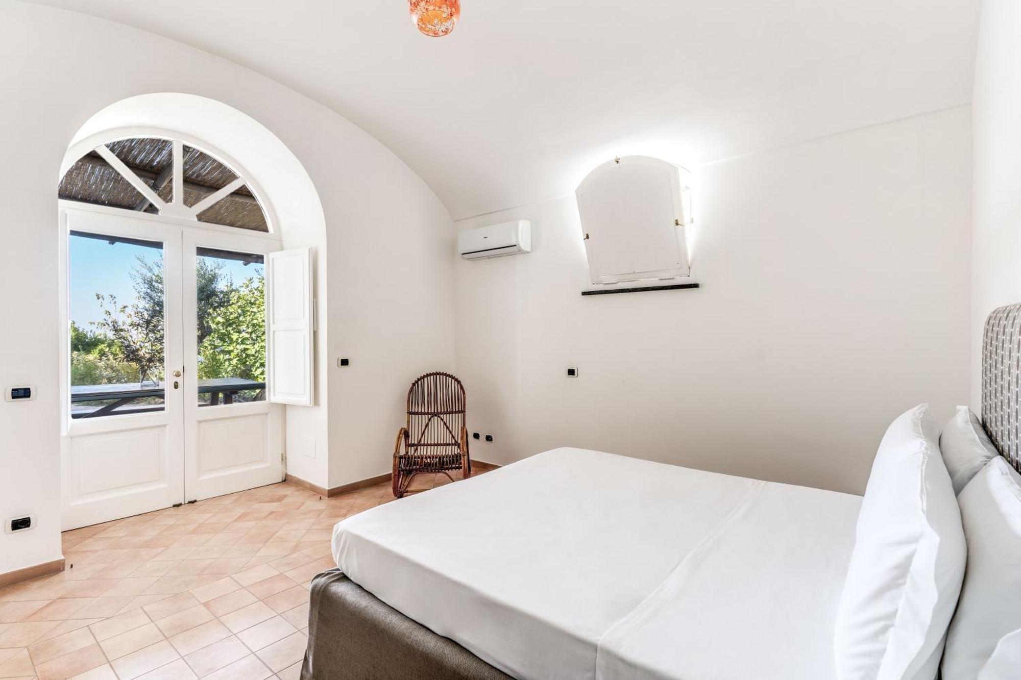 Villa Giulia Boutique Views Pool And Guest Services Sorrento Luaran gambar