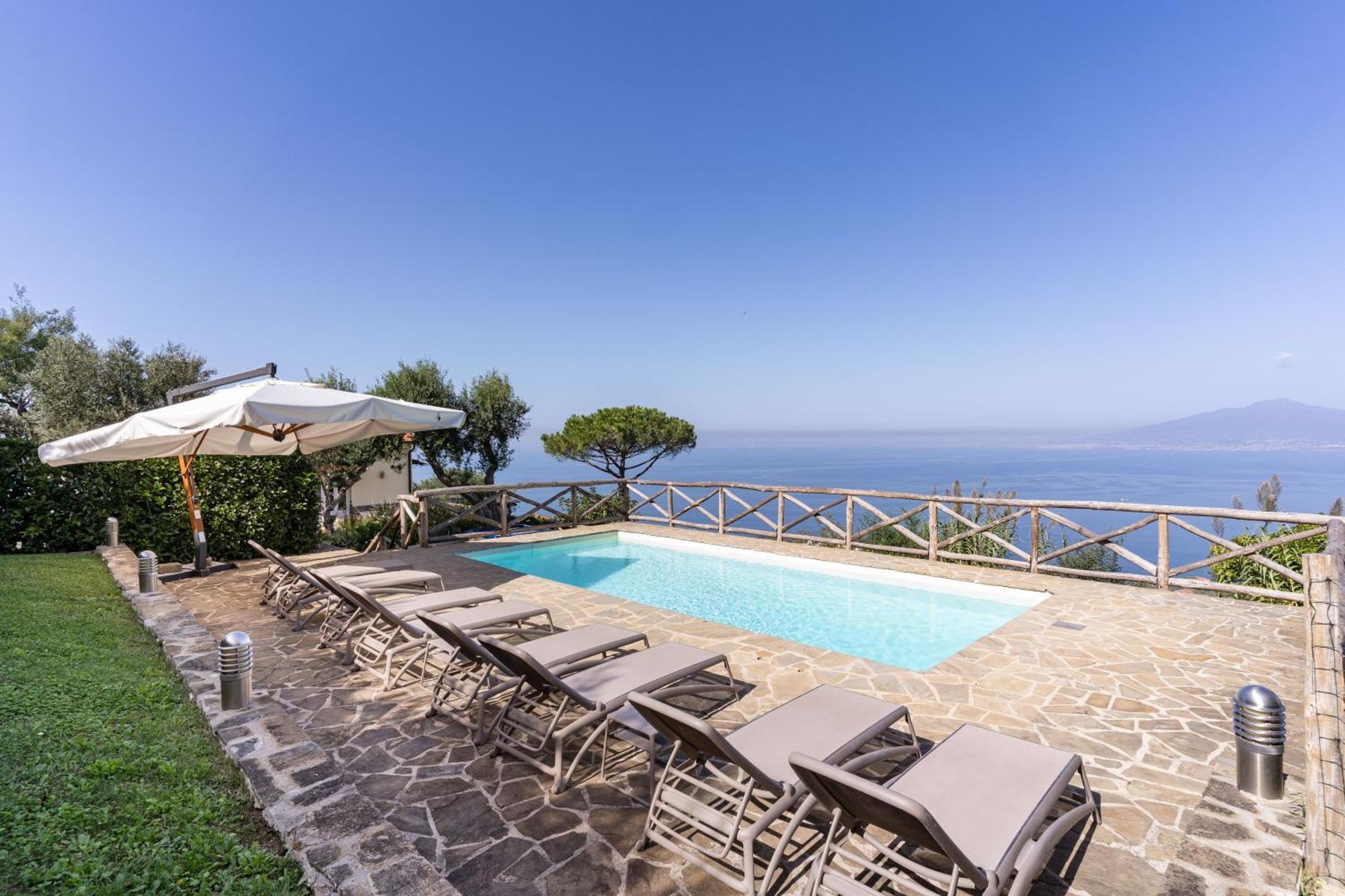 Villa Giulia Boutique Views Pool And Guest Services Sorrento Luaran gambar