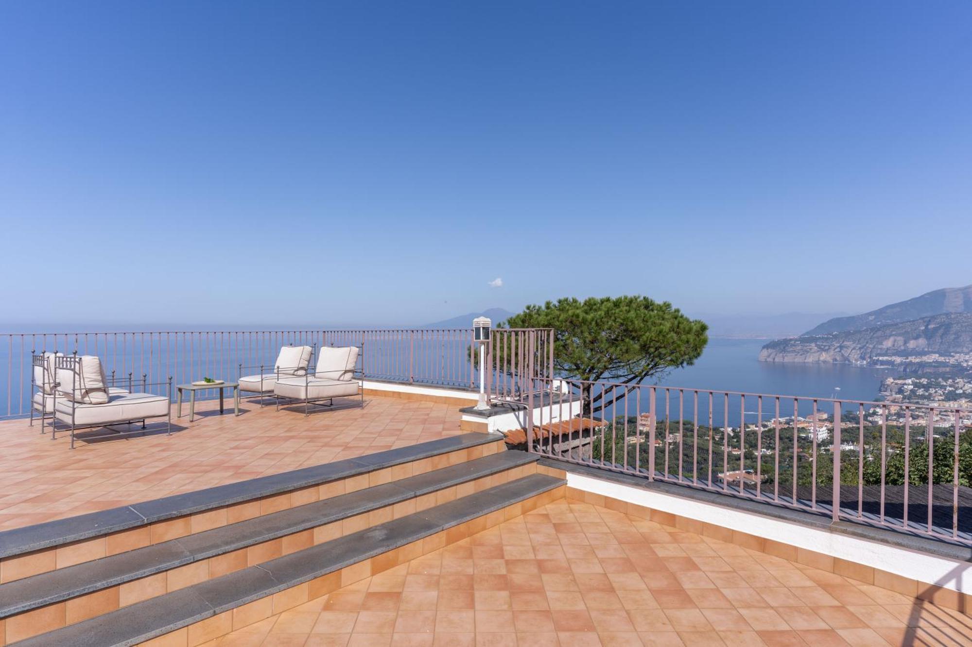 Villa Giulia Boutique Views Pool And Guest Services Sorrento Luaran gambar