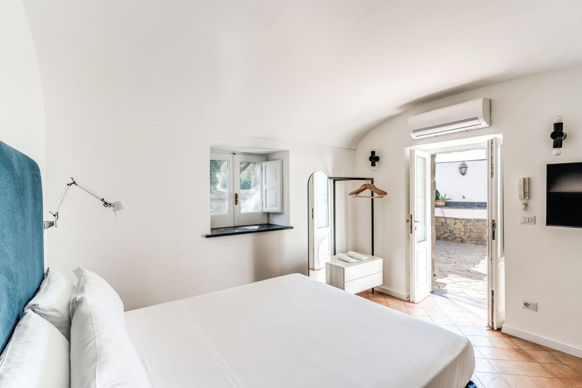 Villa Giulia Boutique Views Pool And Guest Services Sorrento Luaran gambar