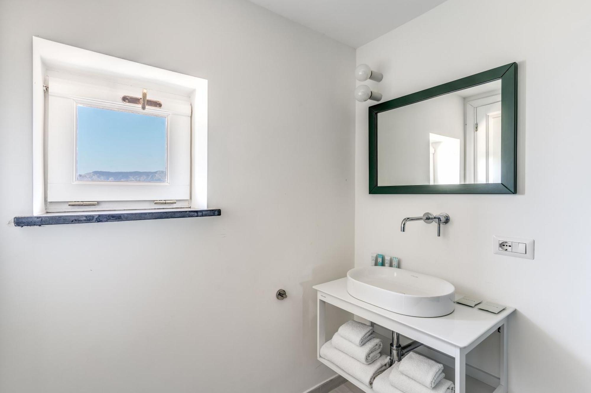 Villa Giulia Boutique Views Pool And Guest Services Sorrento Luaran gambar